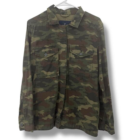 American Eagle Camo Denim Jacket Size Medium Embroidered Heart Camoflauge Coat - Picture 2 of 10